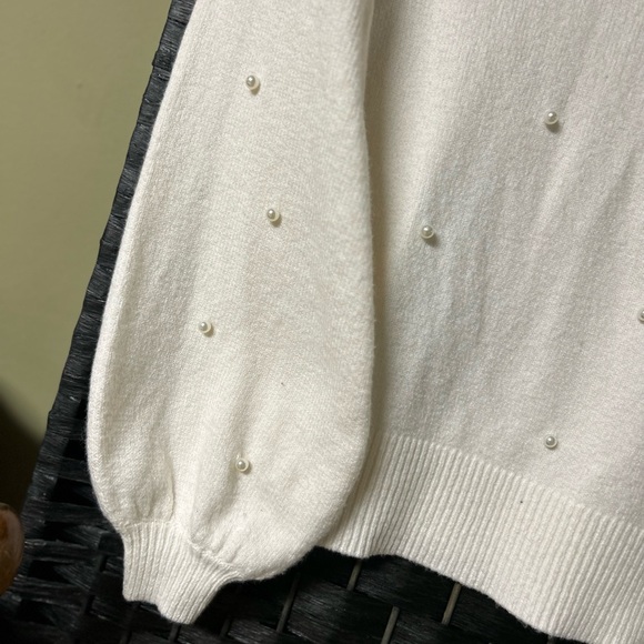 Loft Pearl Sweater size S - Picture 3 of 5